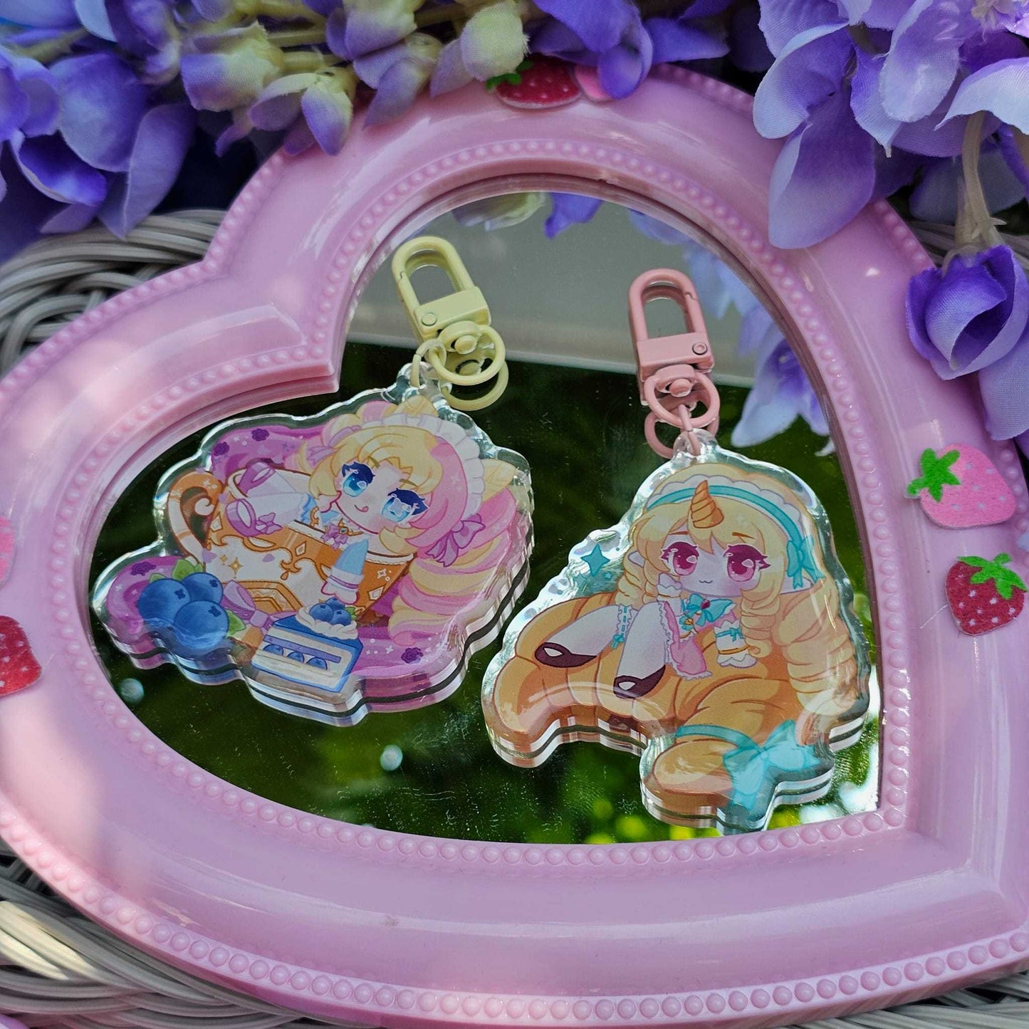 Café Cuties Gwen & Soraka - Acrylic Keycharm , League of Legends
