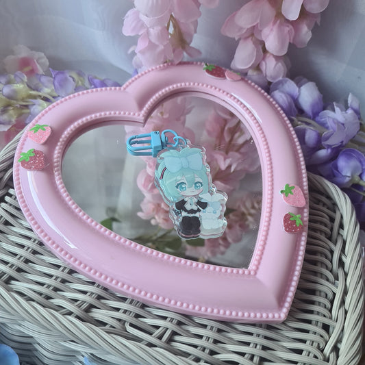 Cinnamon Roll x Hatsune Miku / Cinnamiku - Acrylic Epoxy Keycharm