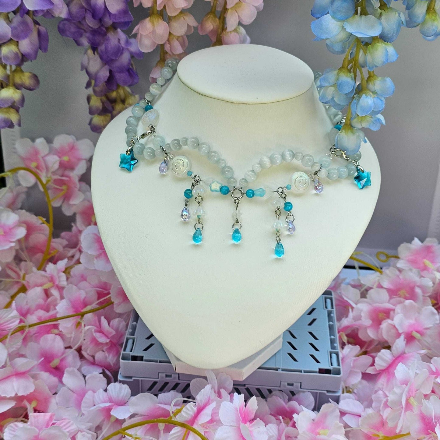 Snowy Sky - Choker Necklace