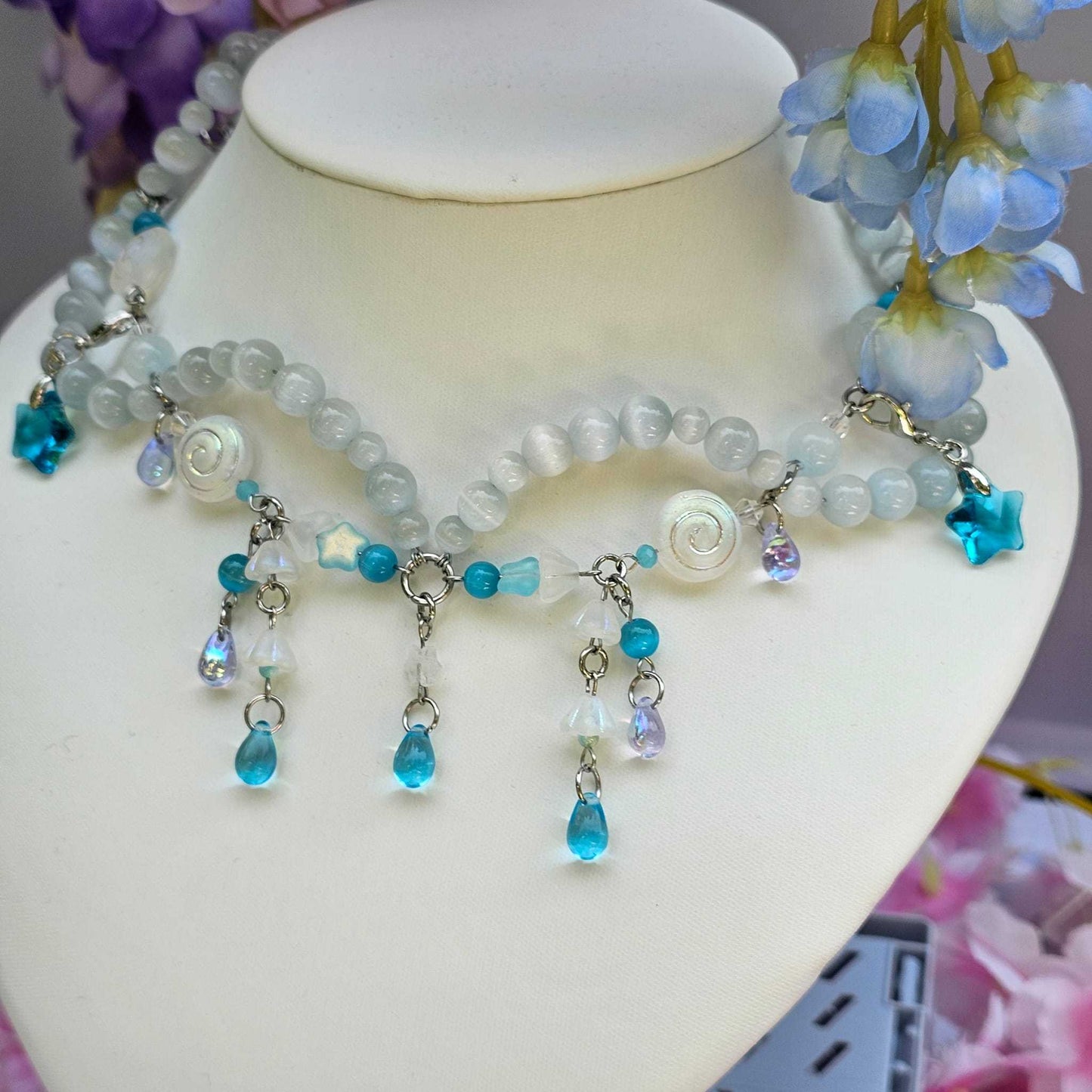 Snowy Sky - Choker Necklace