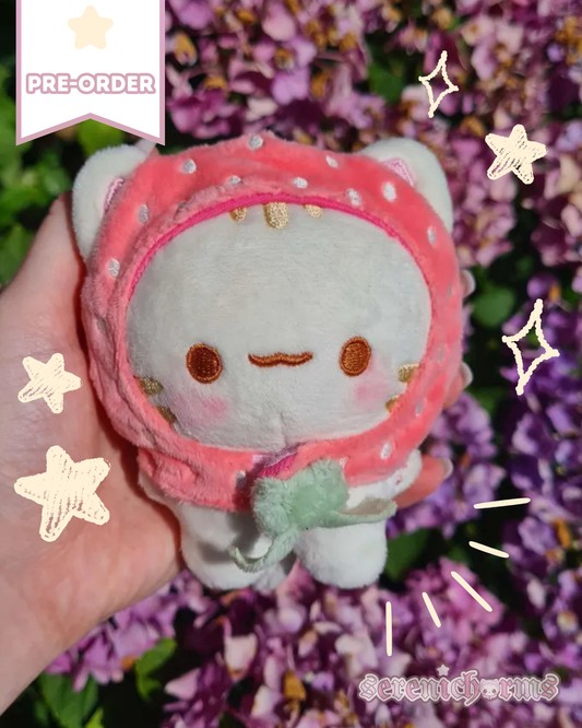 [PRE-ORDER!] Kiki The Strawmew - Plush Keycharm