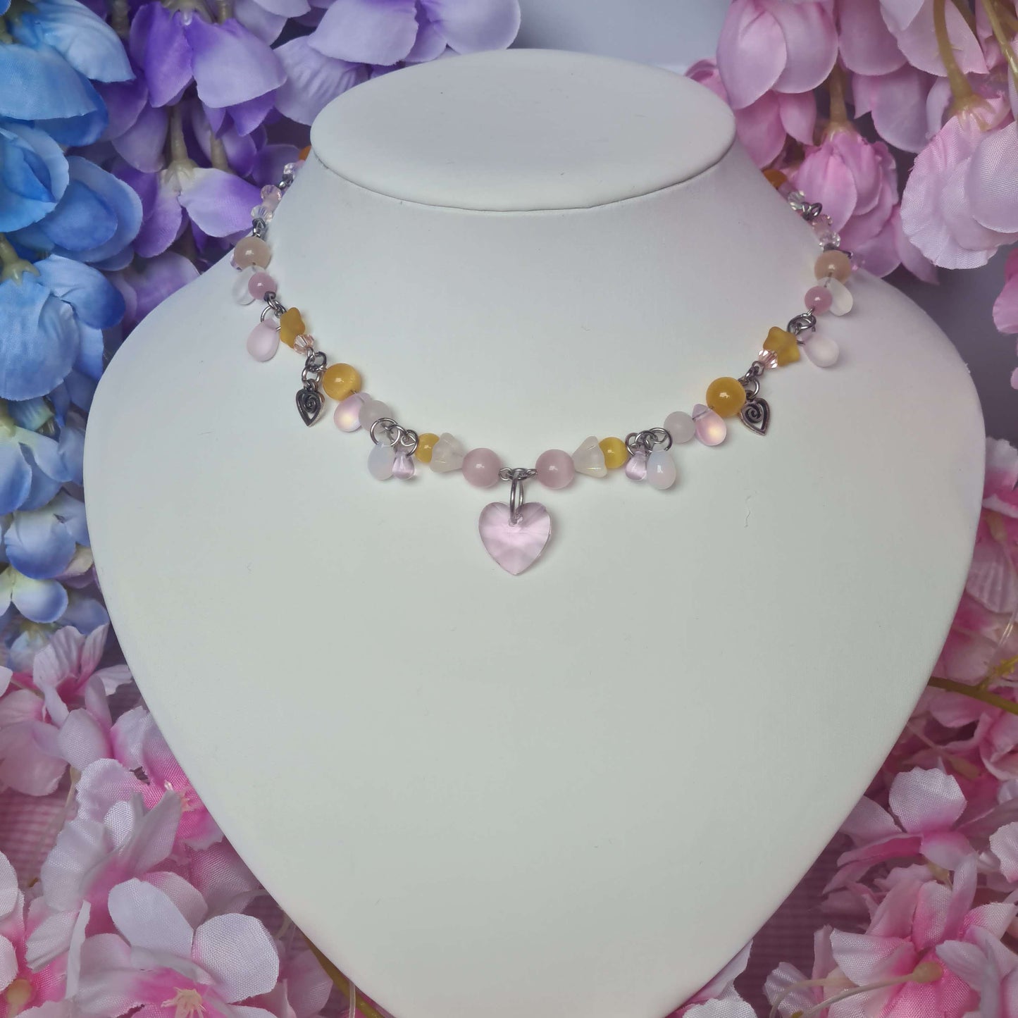 Fluttering Beauty - Necklace
